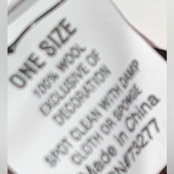 HAT OS NWT - Picture 5 of 6